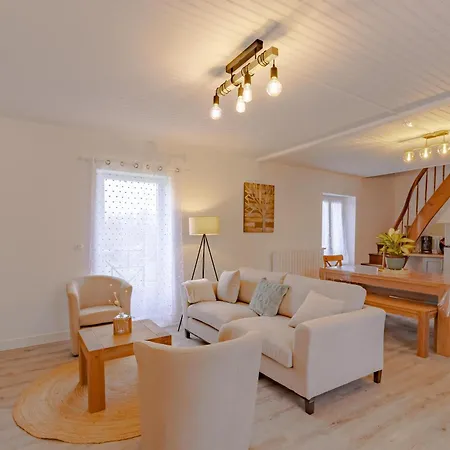 Du Cerisier Holiday home *