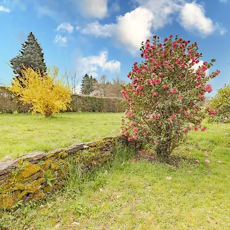 Holiday home Du Cerisier Lanouaille